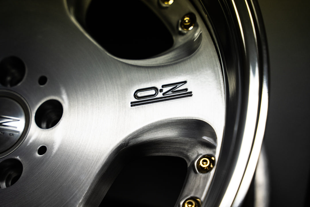 19インチ　OZレーシング　オペラ2 OZ Opera 2 Patent Lip Alloys - 18