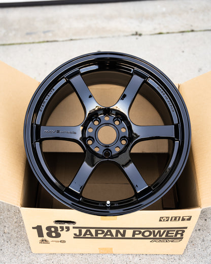 グラムライト 57DR / 18x9.5 +38 / 5x114.3 / グロッシーブラック