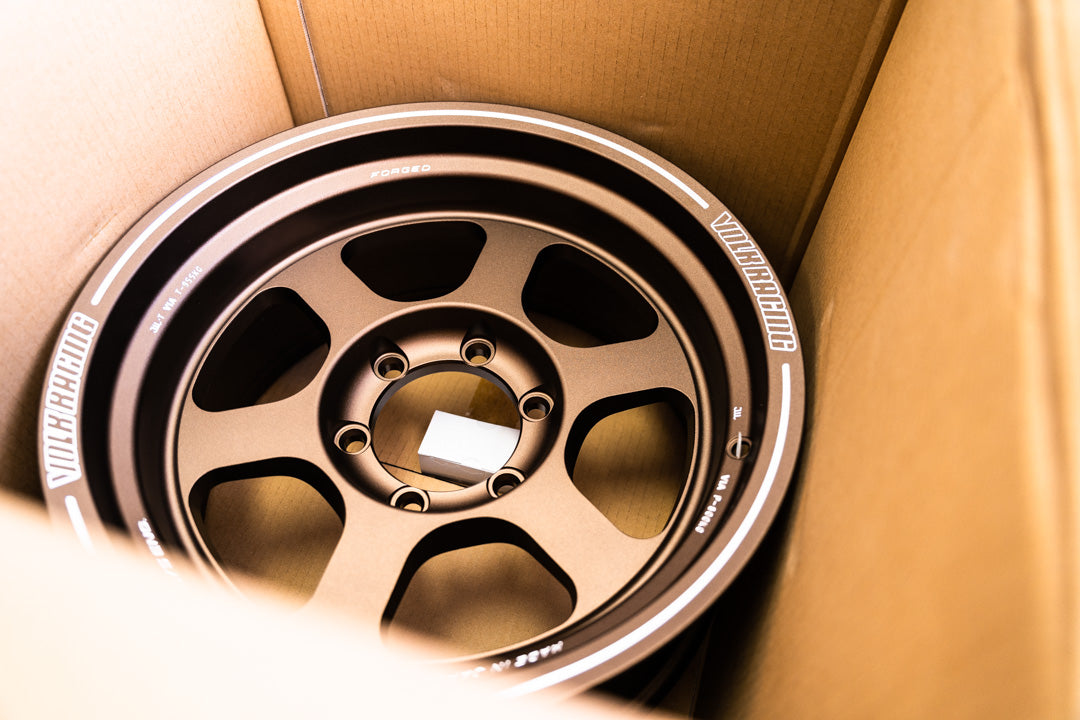 Volk TE37XT / 17x8.5 -10 / 6x139.7 / OG Bronce